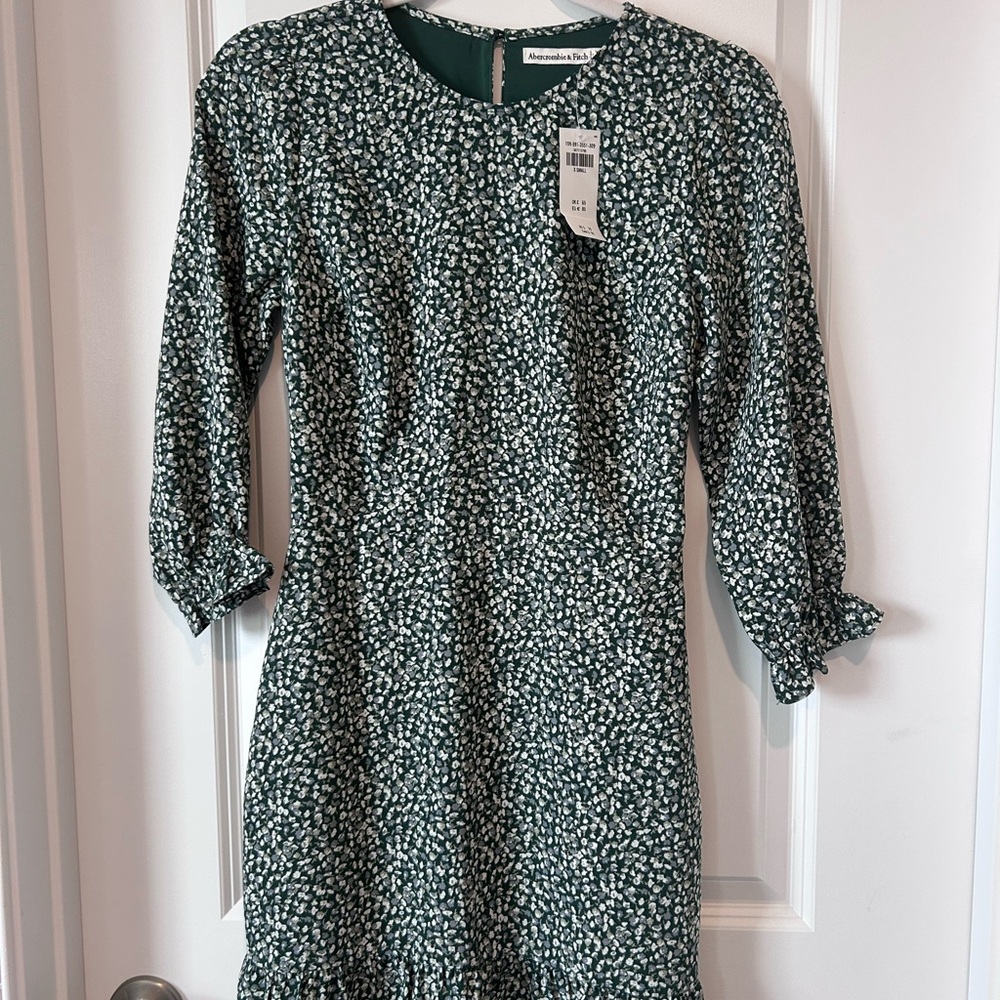 Abercrombie & Fitch Green Floral Women's Dress